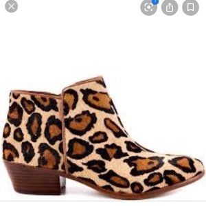 Last chance! Sam Edelman Petty Boot Leopard size 6